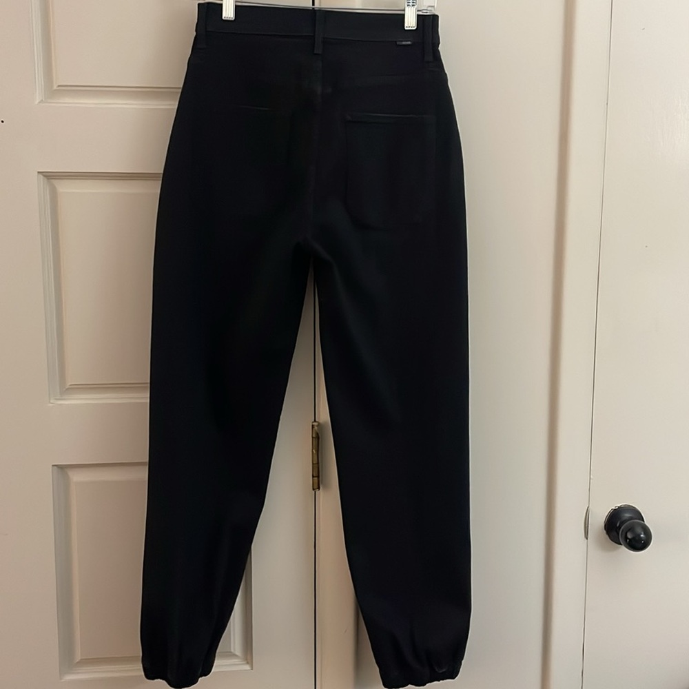 MOTHER Black High-Rise Jogger Jeans - Picture 3 of 6
